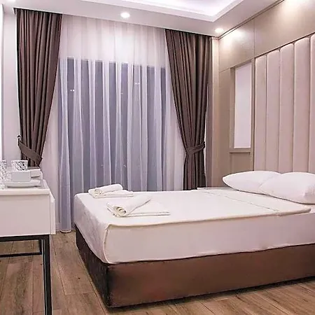 Hotel Edem Flower 3*