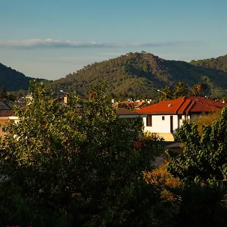 Edem Flower Hotel 3*