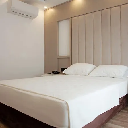 Edem Flower Hotel 3*