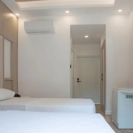 Edem Flower Hotel 3*