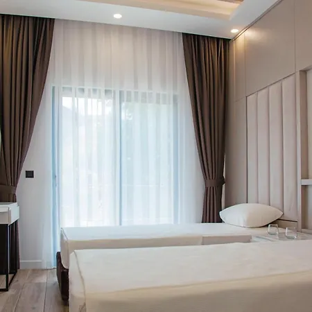 Hotell Edem Flower 3*